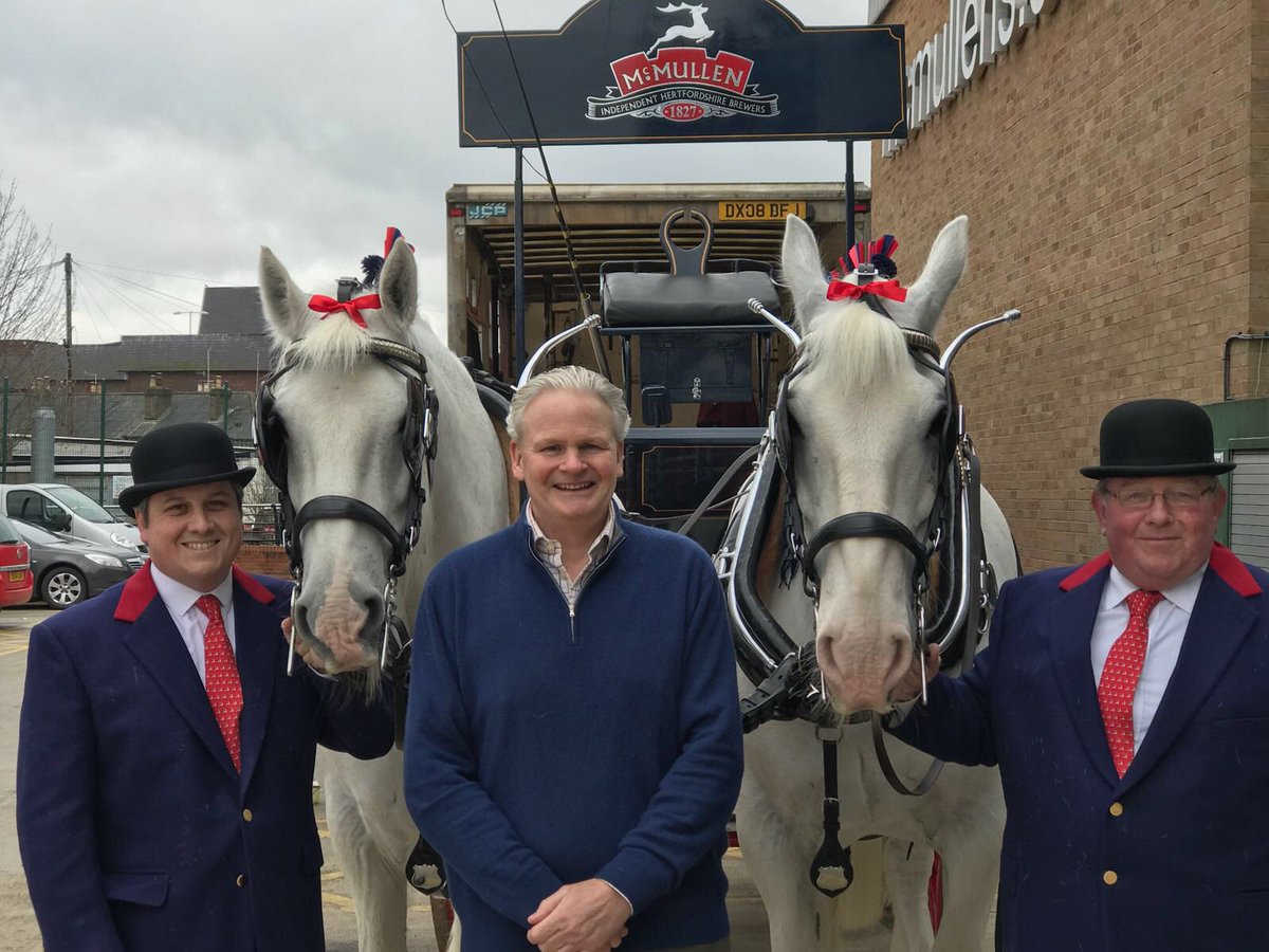 McMullens_pubs's tweet image. Some behind the scene shots of our Easter Parade through #Hertford with the recently refurbished vintage Dray. Always a great experience bringing some Authentic Heritage back to life!