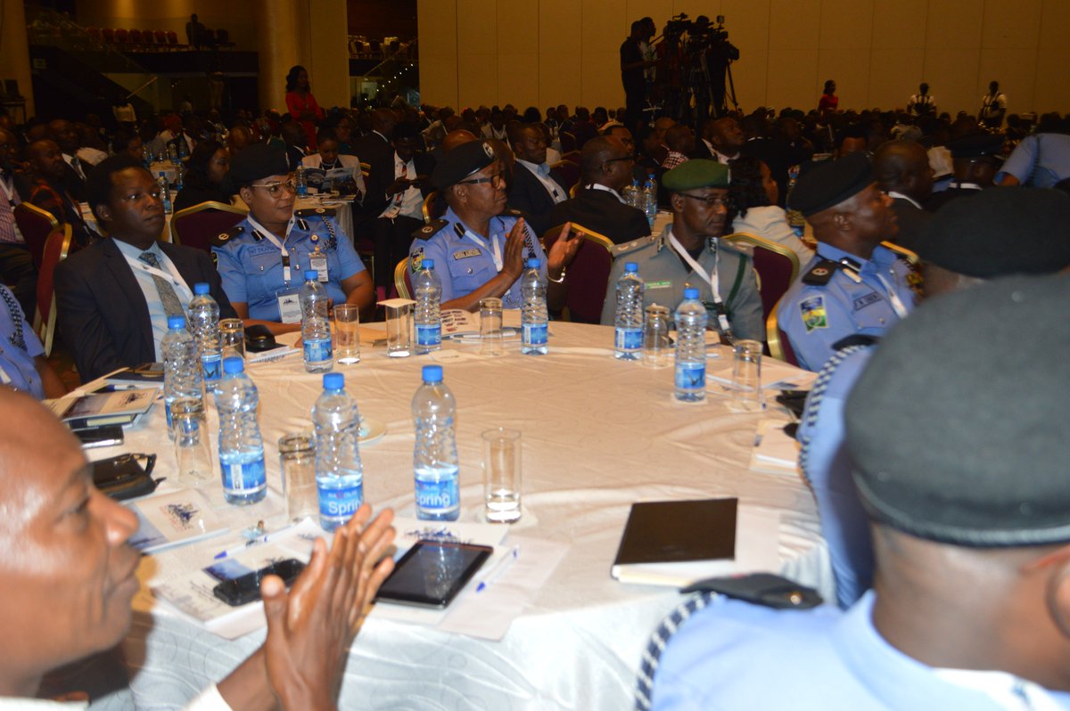 followlasg's tweet photo. Lagos State Commissioner of Police, Edgar Imohini delivering a paper at the ongoing Security Summit at Eko Hotel & Suites, Victoria Island. #SecuritySummit2018 https://t.co/aNobntAheR