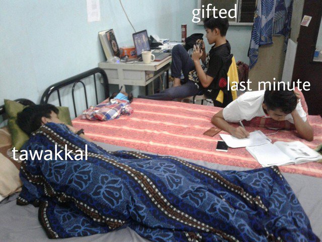 Dany_Viennas's tweet photo. 3 jenis student sebelum exam, Korang yg mana? Aku tawakal 😂  #mengulitkenangan https://t.co/qc3z6TBNvp