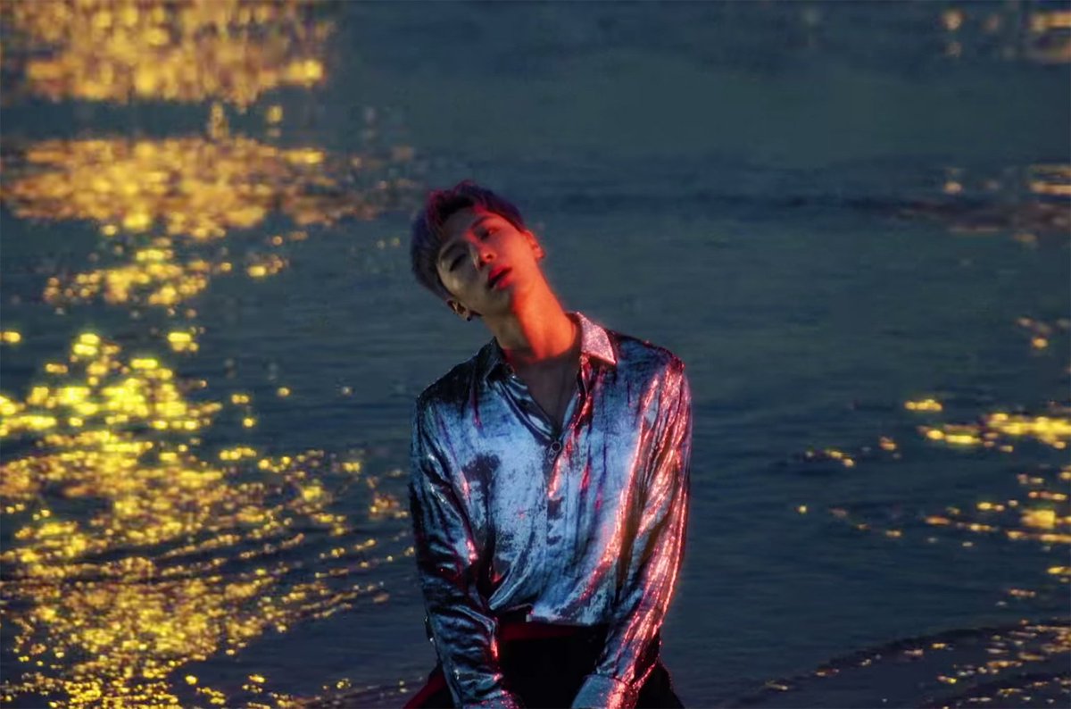 billboard tweet media