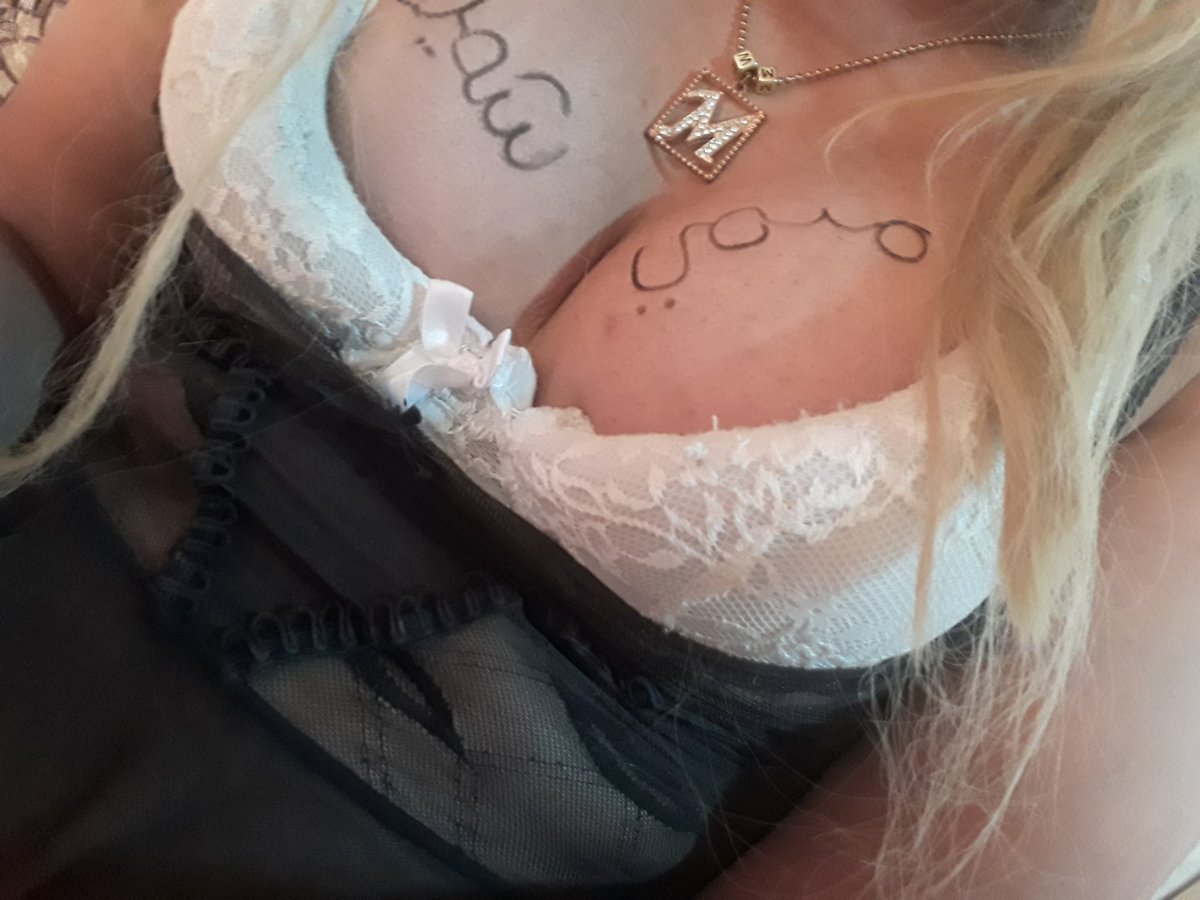 مساء الحب.. متابعيني فديت الكل اااامممم ح