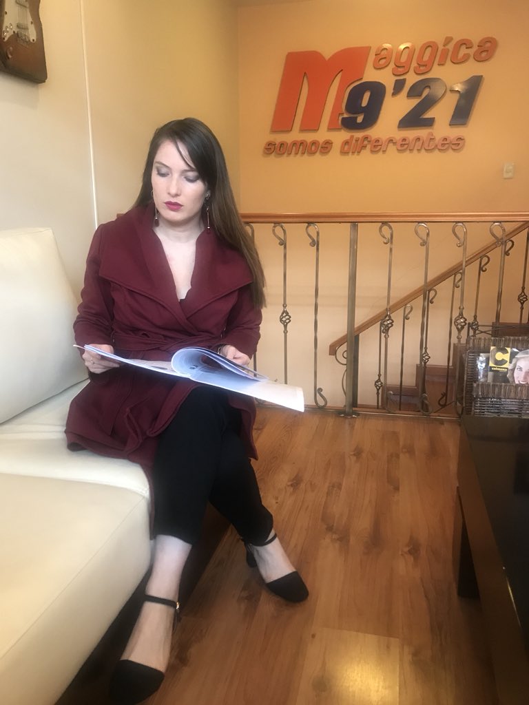 GabiBritoA's tweet photo. Ahora en vivo desde la Radio Mággica FM 9’21 compartiendo sobre los proyectos @amoranimalcue @cuencasaludable 🎙 

#SembrandoFuturo ❤️💛 https://t.co/Cu9GX8guUY