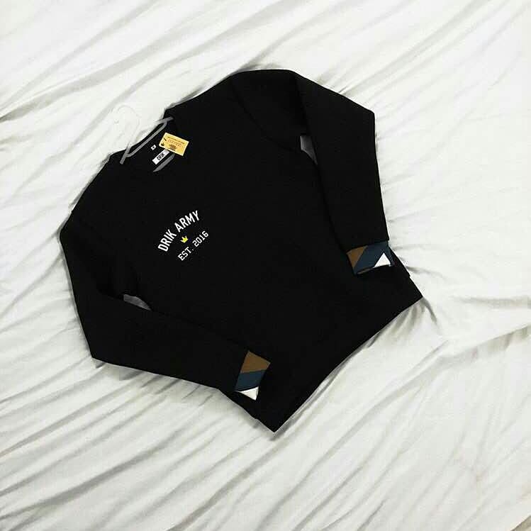 crankwilliamz's tweet photo. DRIKARMY 2.0 SALES:Shop a“DRIKARMY”item at 50% discount from our range of DRIKARMY tshirts,sweatshirts, tanktops and shorts.
Sales ends 21/04/18.HURRY!#dRik #dRikArmy #dRikish #Urban #Fashion #Tshirts #Sweatshirts #tanktops #sweatshorts #madeinnigeria #buynigerian #sales #fashion https://t.co/A7cx9Fa1G9