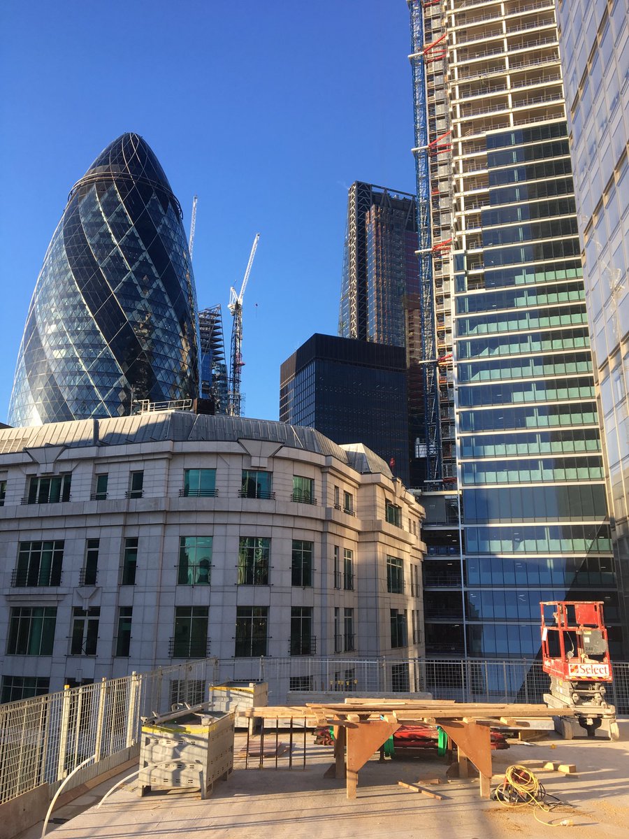 joshrandall1's tweet photo. View from the deck 150 Bishopsgate @LendleaseGroup https://t.co/kvVrEXzLq4