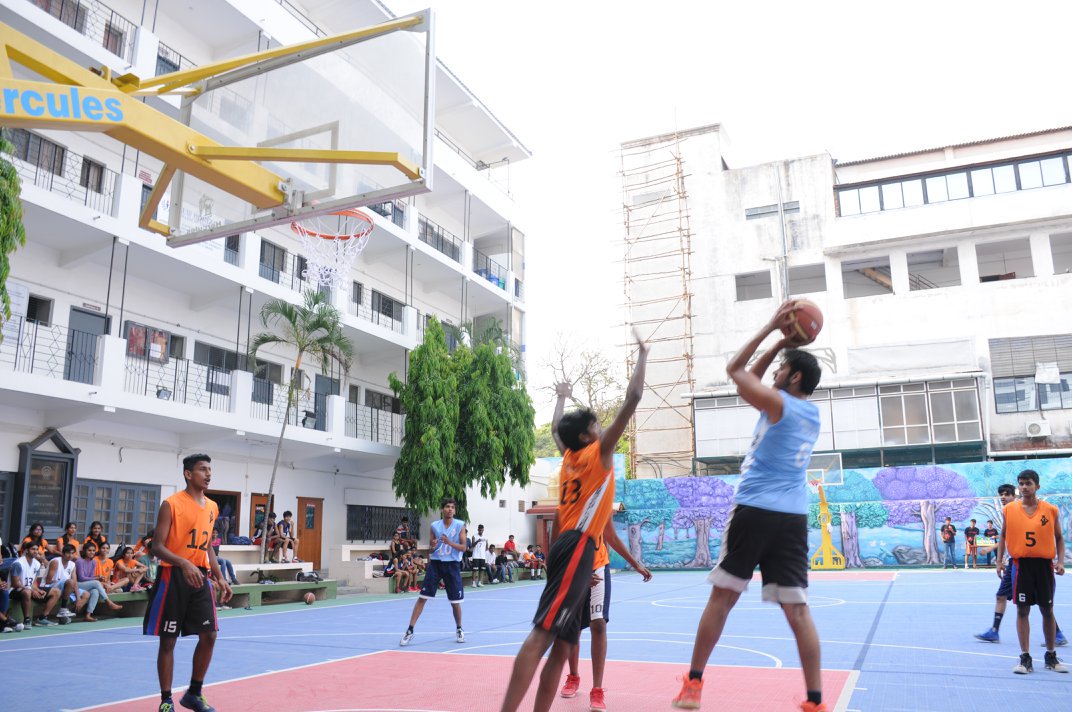 nhpsschool's tweet photo. NEW HORIZON PUBLIC SCHOOL
 HOOPSTARS ALUMNI BASKETBALL TOURNAMENT  
ALUM CUP 2018
 
DRIBBLE…. PASS…. SHOOT! https://t.co/Iic1hOLTgH