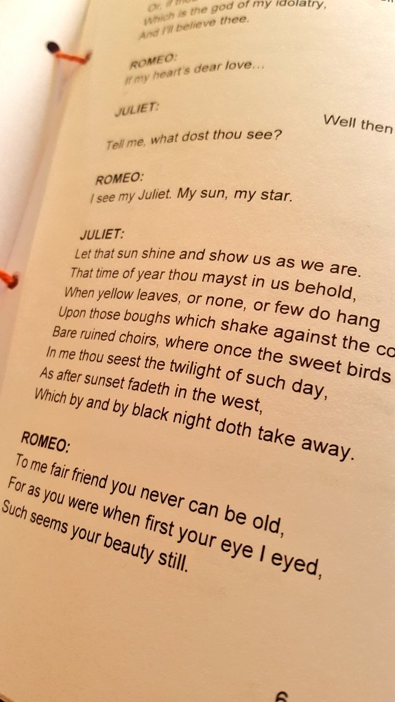 ChippyHomeGrown's tweet photo. This genius script has rearranged #Shakespeare's #RomeoAndJuliet and interwoven it with #Sonnets https://t.co/h2ErNcyPBM