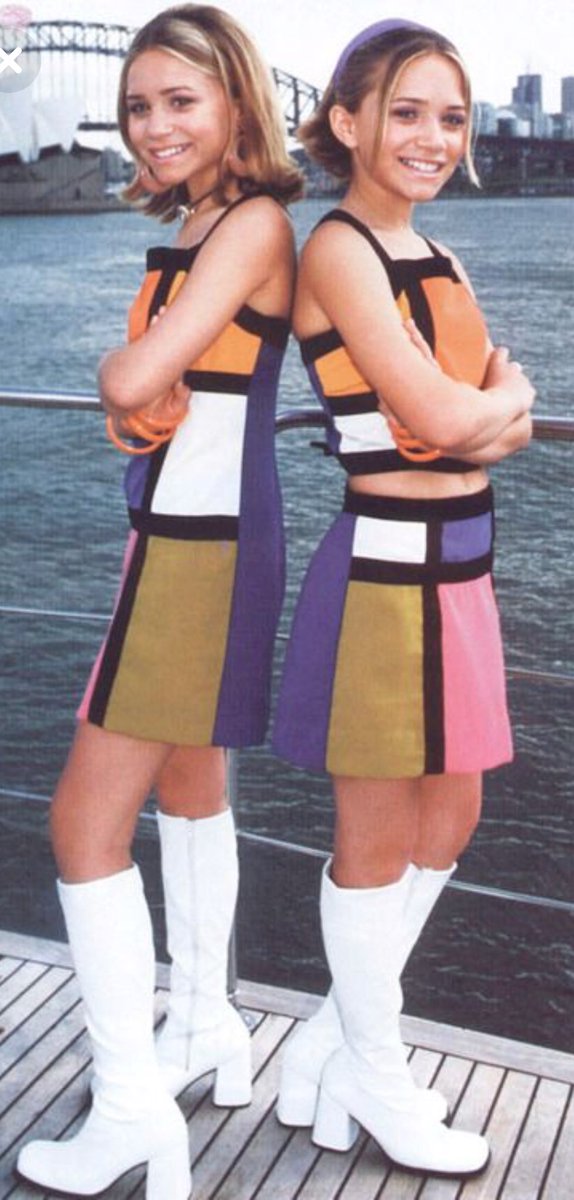 DominiqueAsser's tweet photo. This look was absolute goals to 7 year old me! https://t.co/HPF4be0tzq