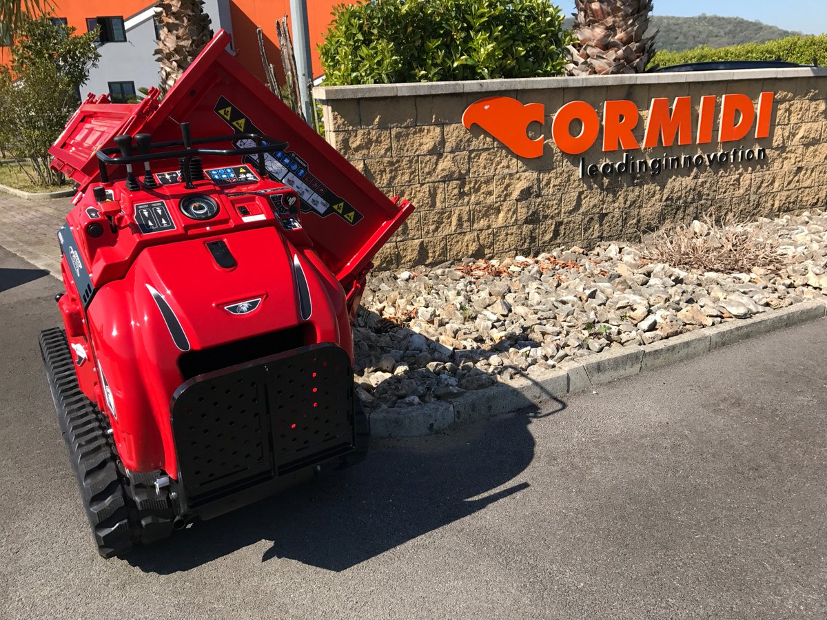 Cormidifactory's tweet photo. 🇮🇹️Amici🧐🤔, meglio Dumper (RIX-Girevole 180°) 🔃🔄arancione, 
oppure Trilaterale (3S ribaltamente su tre lati) ⬅️➡️ in colore Rosso?

🇬🇧️Friends🧐🤔, better Dumper (RIX-180 ° Swivel) 🔃🔄orange,
or Trilateral (3S overturned on three sides) ⬅️➡️ in red? https://t.co/vsMMS5zsVa