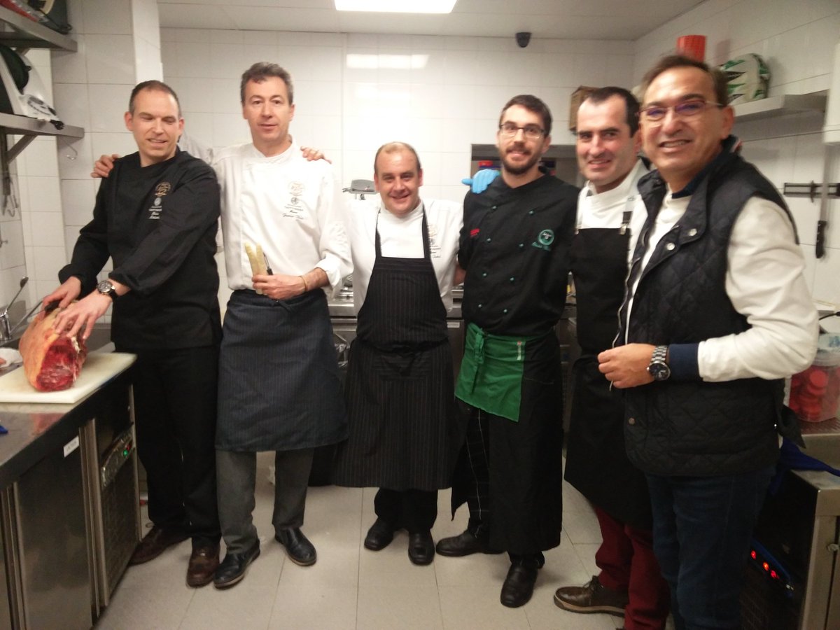 Restaurantes del Reyno tweet media