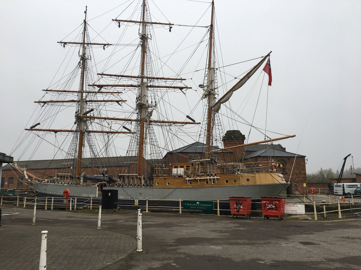 After weeks of dredging, the tall ship Kaskelot is finally in Glos dry dock. #dredgingexperts