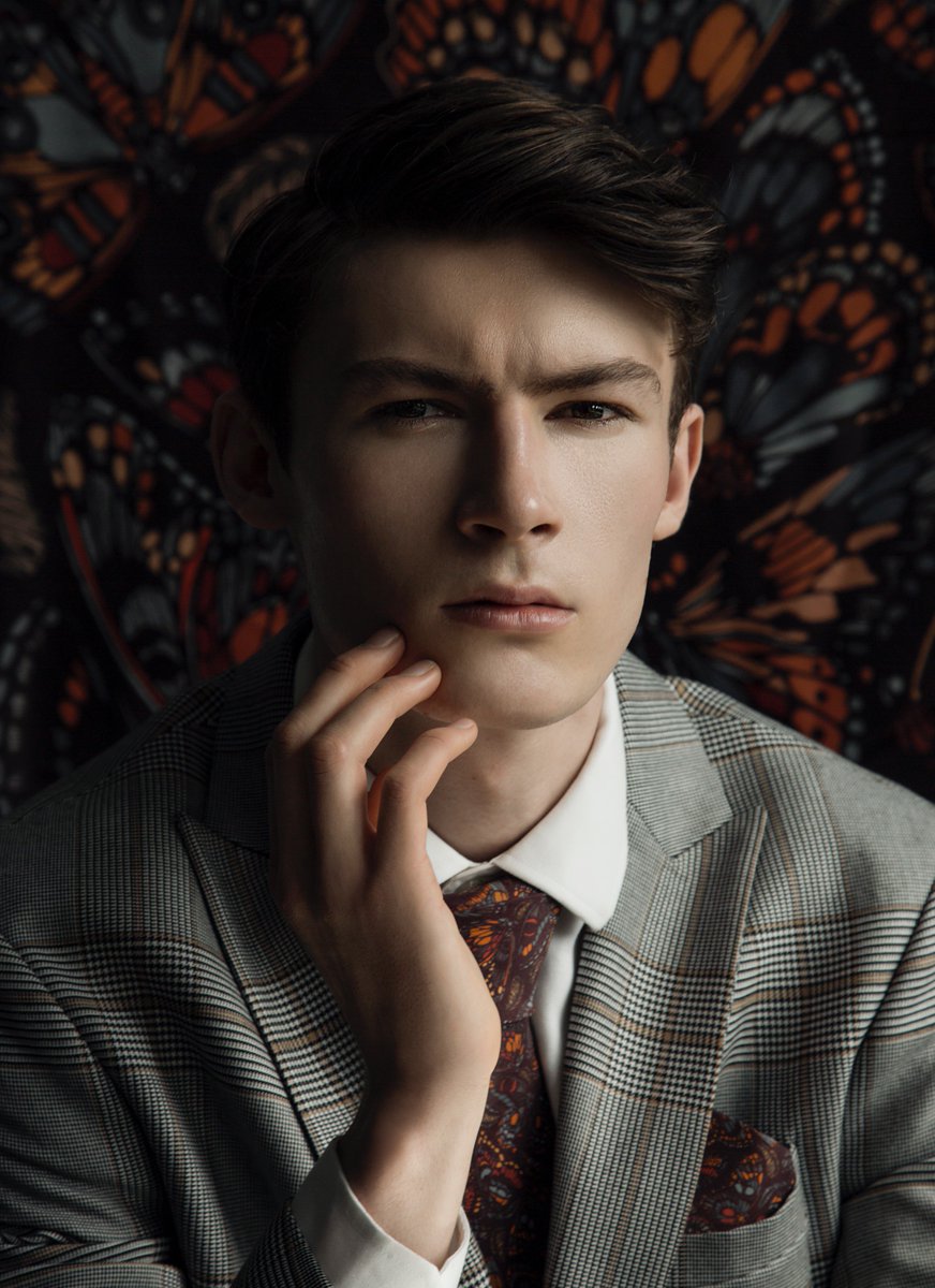 Emily Carter Menswear, new campaign! Alex Murphy is wearing The Terracotta Tropical Butterfly Tie and Bow Tie | Photography Kinga Podsiadlo | MUA Aaliyah Latin #ECMAN #EmilyCarter 
emily-carter.co.uk/store/p85/The_…
