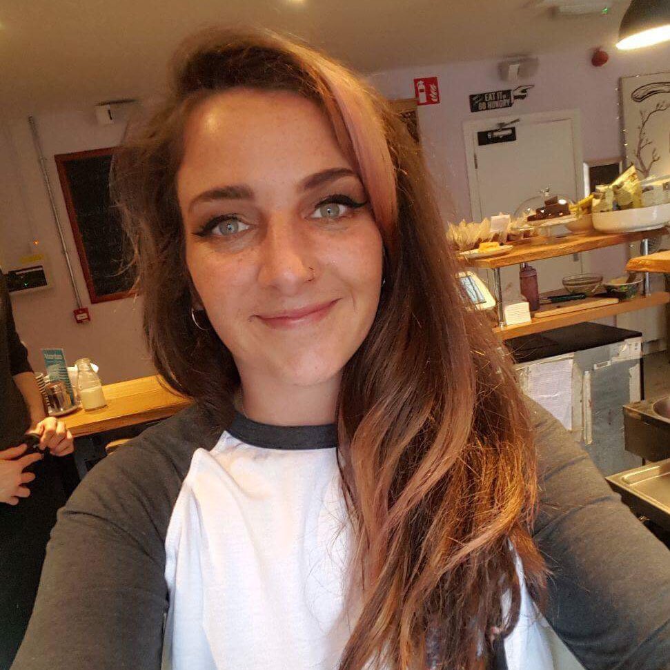 Lock6Cafe's tweet photo. Have you met Julia?

The lovely boss lady! When she's not cooking up a storm in the kitchen, making delish coffees and having the chats with everyone at #lock6cafe you might find her hula hooping and having a boogie! Say hello! https://t.co/SfshMLqIPQ