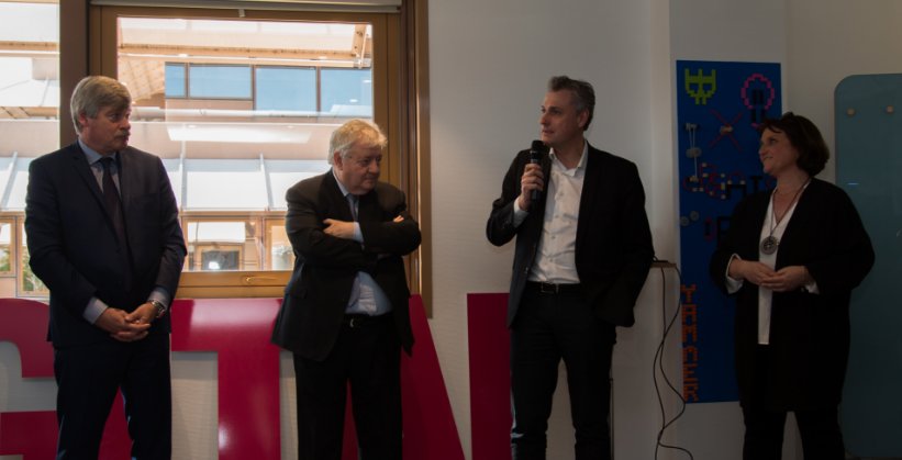 ecom_news's tweet photo. #Occitanie : La @BanquePopSud accélère sa transformation digitale. Découvrez comment avec @ecom_news https://t.co/LR91j0qsvh #LabInno @baldo0609 @YvesTyrode https://t.co/Lo7FmLHjCf