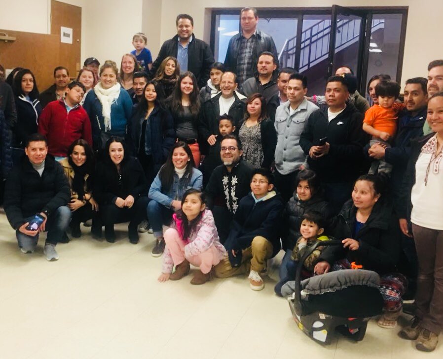 Verohabla's tweet photo. New Haven, BrigdePort, Conn y Manhattan con @padresolalinde @hugovadillozur @MigranteVota https://t.co/BsugKzoR7i