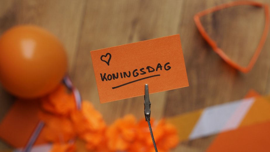 Geen #wk2018 toch ORANJE koorts deze maand bij #drukwerkexpert #folderexpert met EXTRA korting op onze #folders