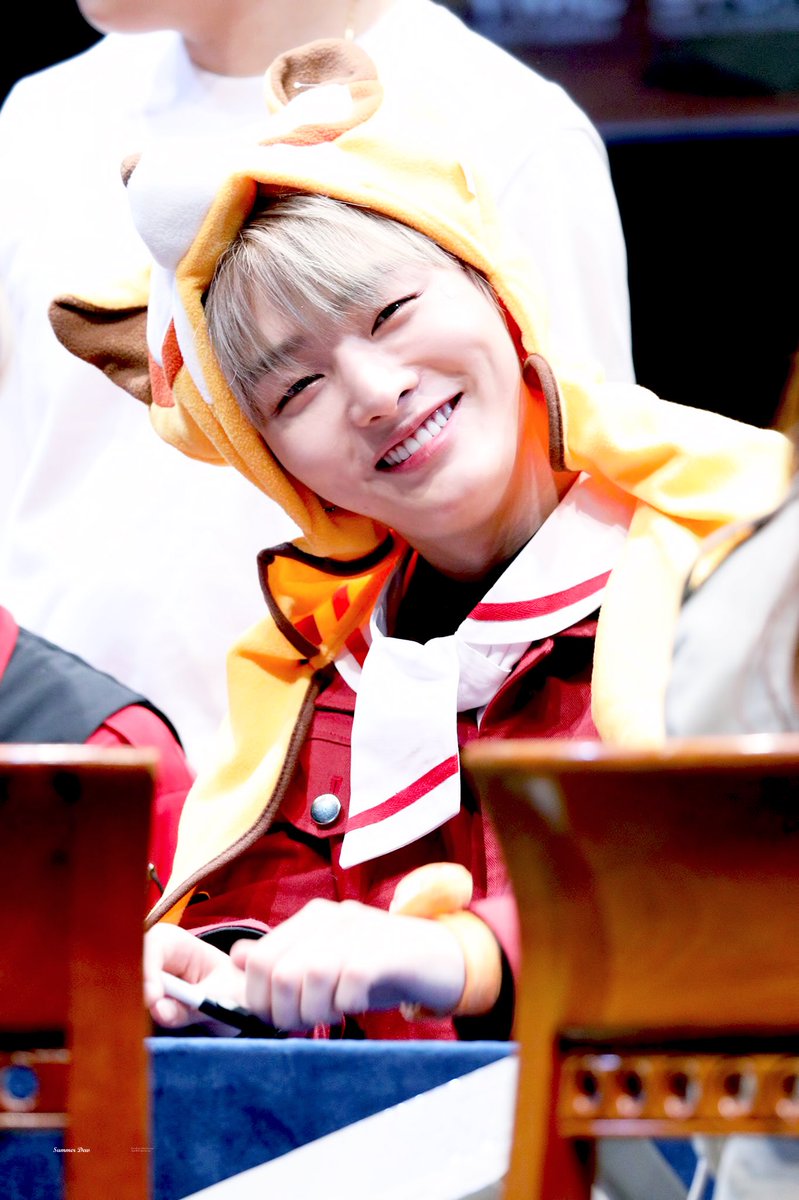 yoon101pick's tweet photo. 지룽이오빠 나에게 힘을주세오ㅠㅠ https://t.co/QuVtfHTYMj