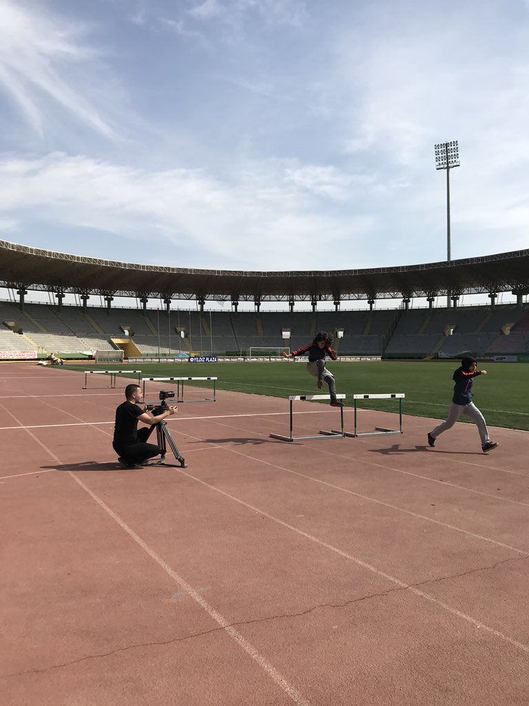 genchayatvakfi's tweet photo. Hayallerimi Sporla Keşfediyorum projemizin film çekimleri başladı. 🎥🤸‍♀️🤸‍♂️
@adidas @CSGBakanligi 
#sporlakeşfet #hayallerinikeşfet https://t.co/VFhl44IOBw