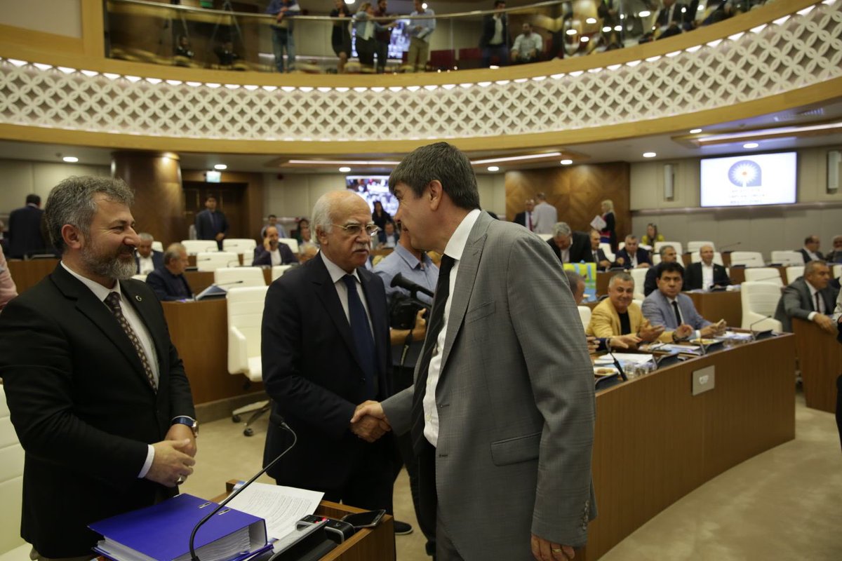 menderesturel's tweet photo. #CanlıYayın 📡 Nisan ayı olağan meclis toplantısı başladı. Linkten takip edebilirsiniz 👉 https://t.co/0fWniFO3Lt https://t.co/iOc8gqr41b