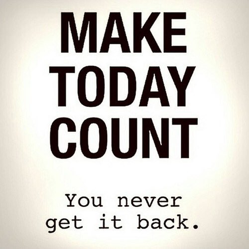 DDCworthy's tweet photo. It’s MONDAY! 

The start of a new week and the opportunity to work towards gaining your desired success. https://t.co/ladvSL5SAI