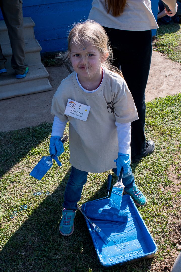 eightdaysofhope's tweet photo. Looking for 300 skilled volunteers to go to SE Houston the first week of May. Sorry young lady, you have to be 18. 😀 For more information please email us at info@eightdaysofhope.com. It is free! Food and lodging will be provided. #8DOH https://t.co/SJrqEHDcSK