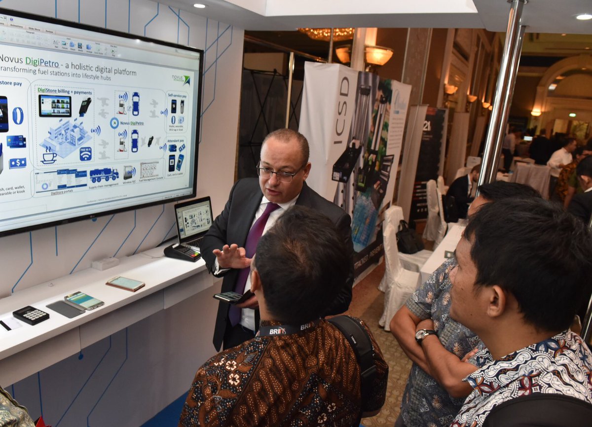 ricardos_khoury's tweet photo. A note of appreciation to all the financial institutions and partners who kept engaging us after #SSBA18. We are overwhelmed by your interest in our #DigitalBanking solutions. #NovusTechnologies team! #Singapore #Philippines #Malaysia #Indonesia #Oman #Cambodia #SriLanka #India https://t.co/Cd1d7Us1uL