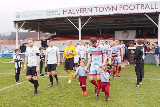 L_BBFC's tweet photo. Great day on Saturday for the Badgers with @MalvernTown1946 guests for their last home game of the season &amp; to mark the signing of our unique joint partnership agreement.  Providing improved opportunities for players, coaches across both clubs.  Thank you @WorcsFA #BadgerFamily https://t.co/3JqoXR0cKz