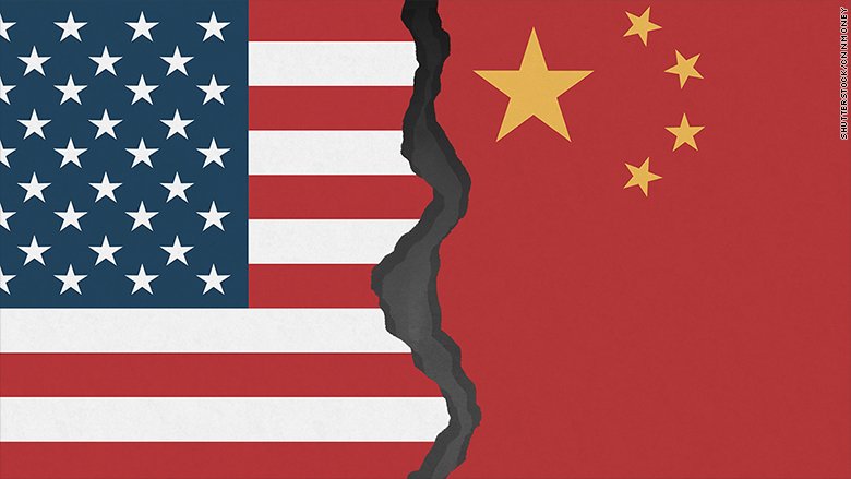 CNN's tweet photo. Here's everything you need to know about the US-China trade battle https://t.co/qfAXCtoeph https://t.co/qc6MwmahAG