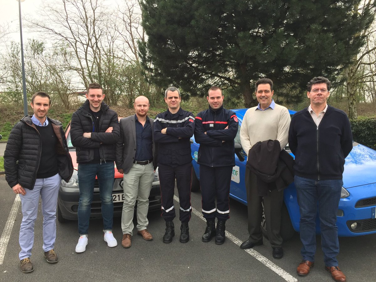 laetitiapadowsk's tweet photo. Rencontre annuelle entre GRDFNO et le SDIS59. De nombreux sujets d’échanges. #conventionpompiers #securite #cooperation
 @GRDFNO @Sdis59
@jmilasserre @alexperdrix @PascalC_Thai https://t.co/oV2eDnJtwc