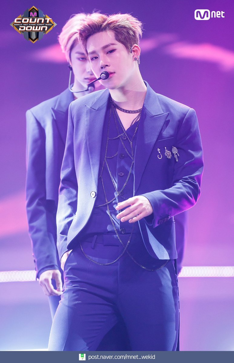 meMonsta7's tweet photo. ท็อปฟอร์มสุด หล่อมากกกกกกกก 😚 https://t.co/z8MfG1RQ1j