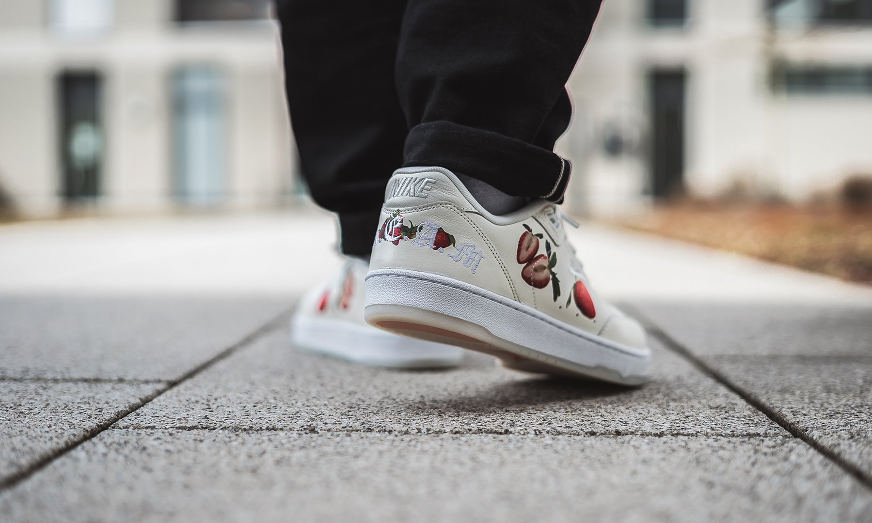 Nike grandstand top 2 strawberry