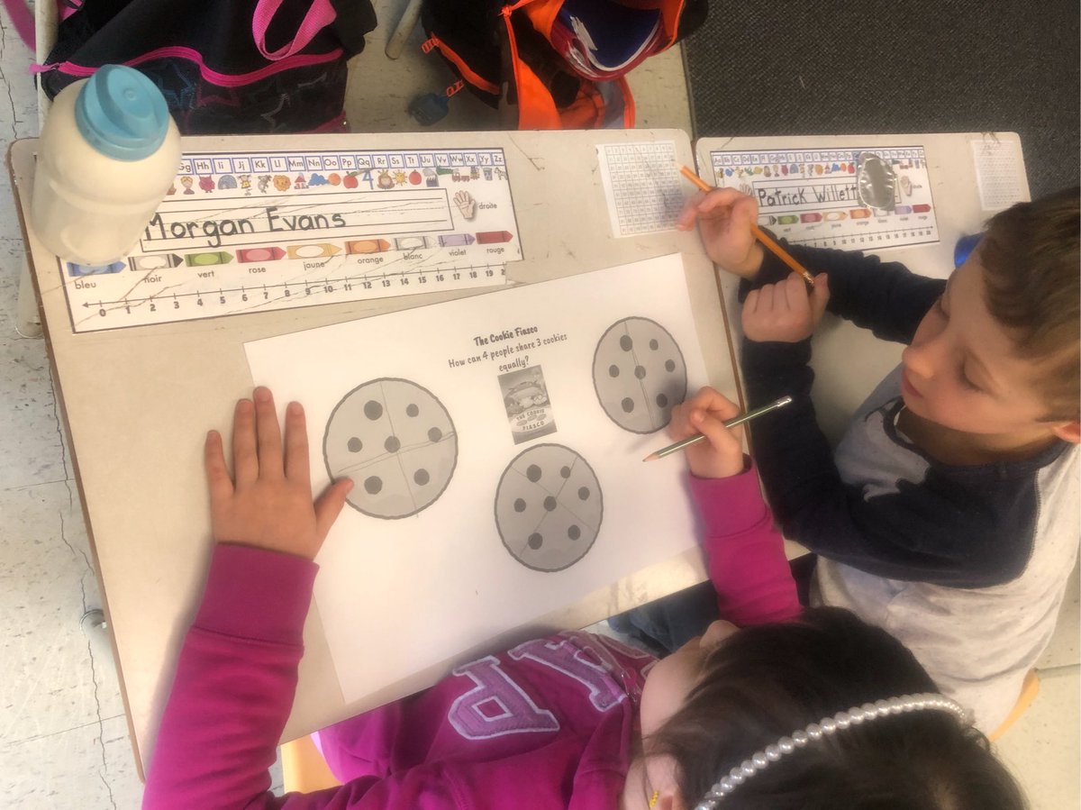 BondarBlazers's tweet photo. If you have 3 cookies how can you share them with 4 people?? Ms Hamilton's grade 1 ETFI classes know worked together to figure out how! They came up with many fraction solutions! #realworldmathproblems @OCDSB @ntowaij https://t.co/IgIqnipiTS