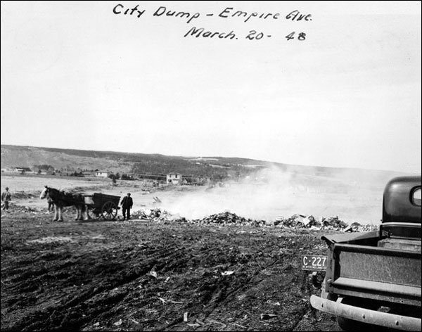 HeritageWebsite's tweet photo. This is the old city garbage dump on Empire Avenue in St. John's, 1948. The city was growing around the dump at this time and it was closed and filled in shortly after. (Image courtesy of the City of St. John's Archives, March Collection, 01-04-003.) https://t.co/Z3QTZy29pD https://t.co/SsnbBjKQDX