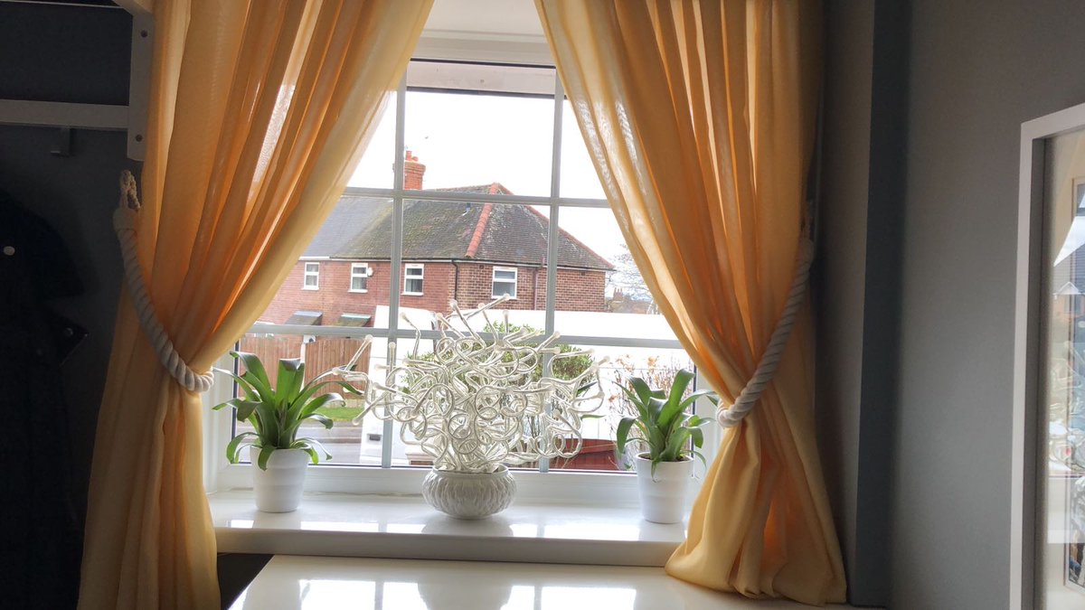 DonmacSolutions's tweet image. New a-rated argon filled, energy efficient UPVC Georgian Windows