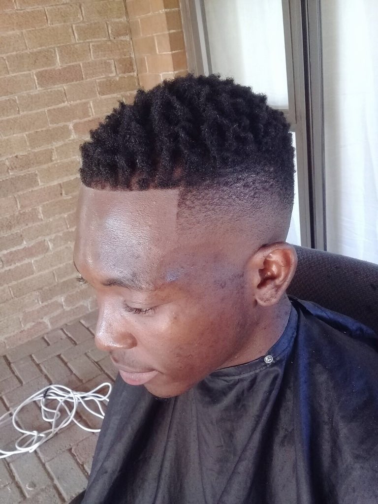 CallMeReelax's tweet photo. The most authentic haircut in your most authentic setting...Your Home  🏠 

iShave coming soon to #Pretoria #uberBarber https://t.co/JW4CnwKUdl