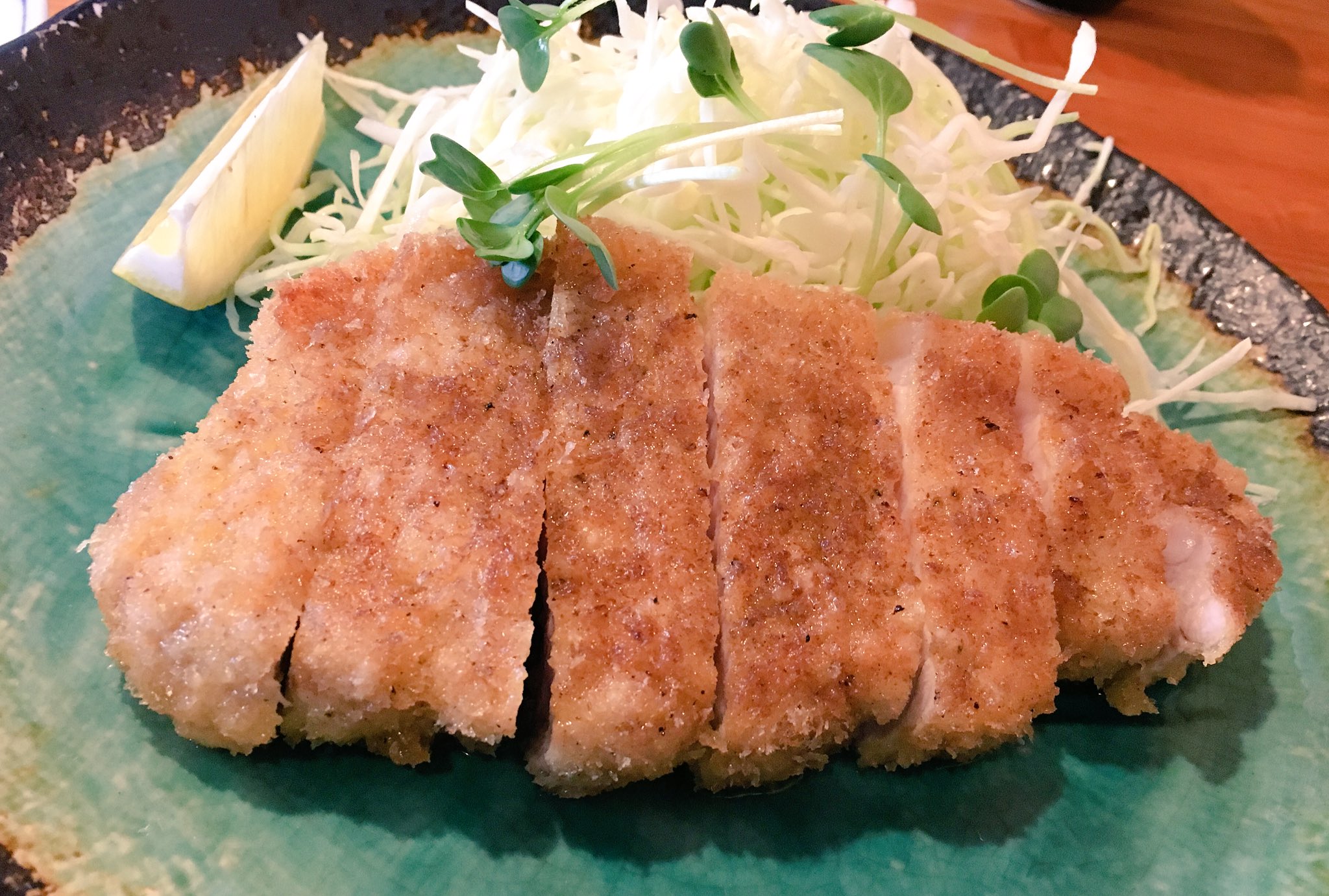 טוויטר ともろ בטוויטר とんかつ ひやま 栃木県宇都宮市 ロースカツセット 肉の旨み甘みをダイレクトに味わうことが出来るとんかつで旨し これは好きなやつです T Co 5dqv0qdwd5