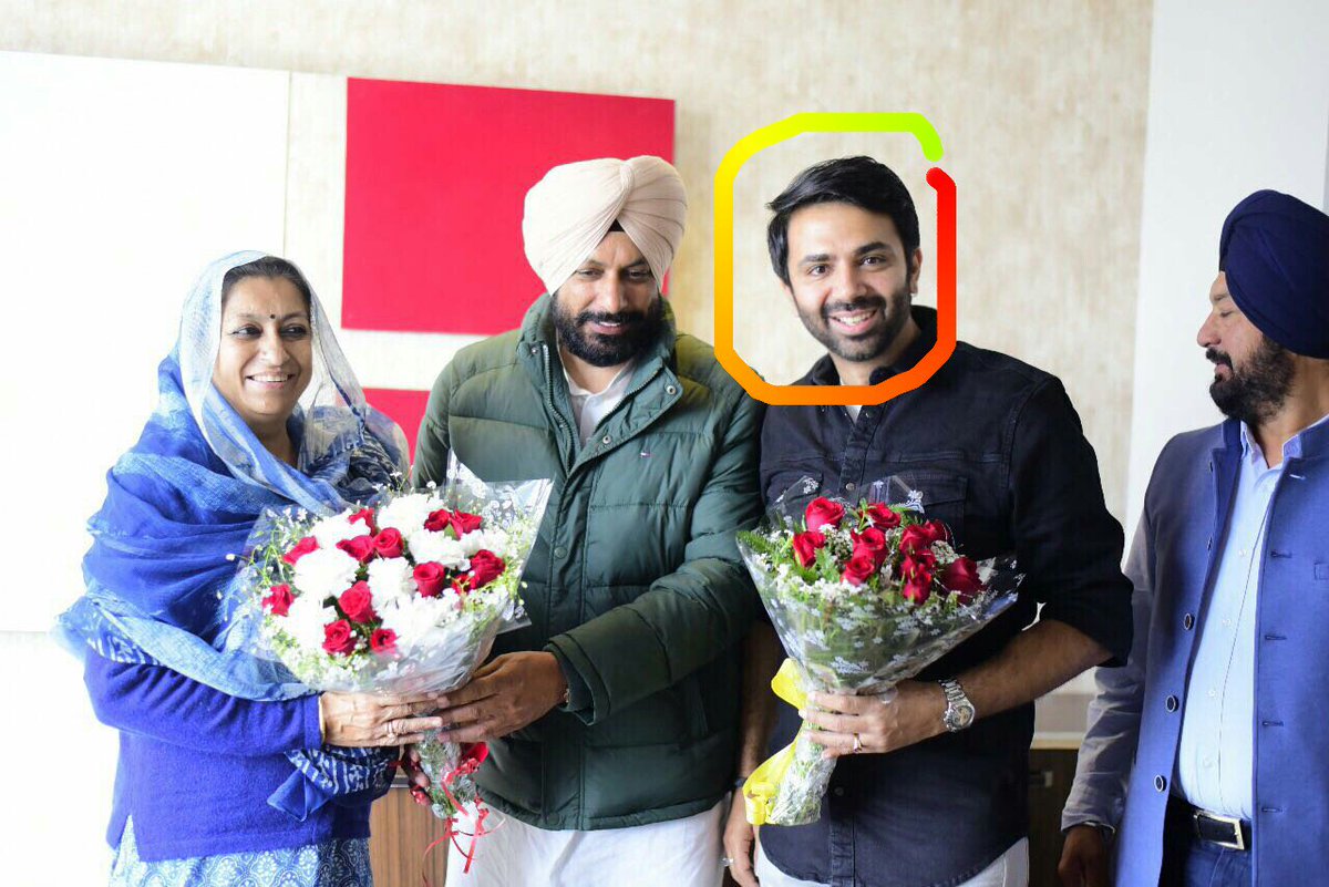 TapariaLDBJP's tweet photo. @AshaKumariINC @nishuarora ""चोर है चोर"" और हां ""नरेश अरोड़ा"" केसों से और बंदूक की गोलियों से डर नहीं लगता है क्युं की मैं ""सत्य की लड़ाई लड़ता हुं"" https://t.co/SElw5ckaAp
