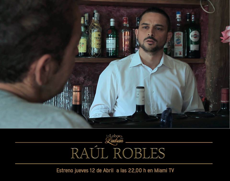 ActorRaulRobles's tweet photo. Los lobos no ladran estreno este jueves 22 de abril a las 22:00 en Miami Tv España.  https://t.co/ao5y7yTBtS https://t.co/oP3v8atBP0