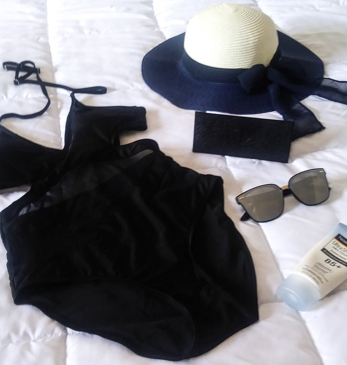 AviYRofficial's tweet image. amzn.to/2uZa1Gr

Tested out these #ATTCLsunglasses and love them! Get yours on Amazon😉

#GotItForFree #PR #bloggermail #sunnies #Sunglasses #unisex