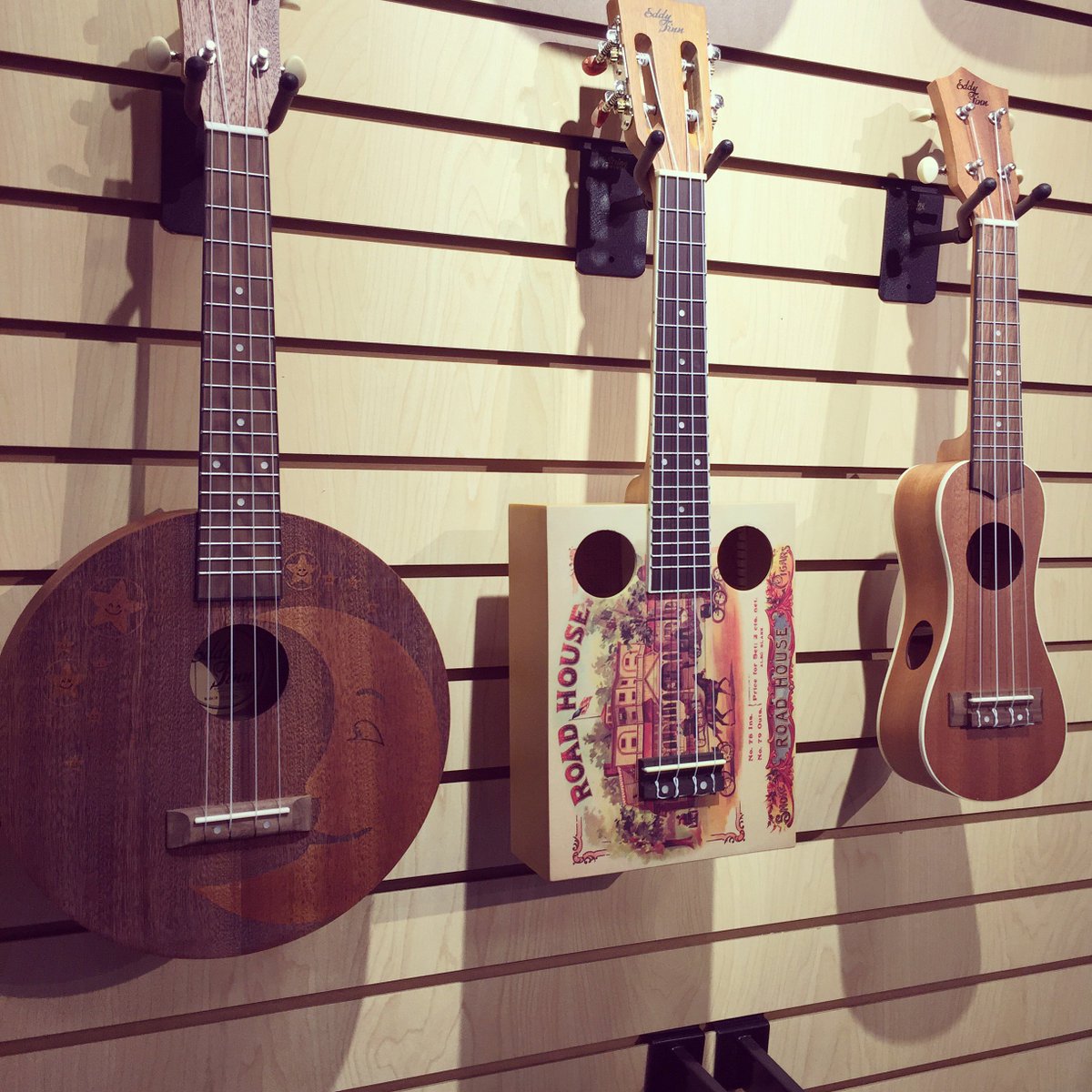 pmmusiccenter's tweet photo. New ukes! Come try them out! 😉🌛⭐️🎶 #ukelife #ukeonukeonuke #newuke #musicianlife #eddyfinnukes #eddyfinn #moonandstars #cigarboxukulele #peanutukulele #treatyourself #pmmusiccenter https://t.co/7v3ZCknSjv