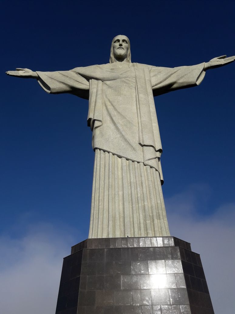 cristoredentor's tweet photo. ☀ No Santuário hoje: 29ºC | ensolarado | visibilidade boa | sem eventos públicos para hoje. Que a paz de Deus esteja convosco! 🕊♥️ #RiodeJaneiro #CristoRedentor #CLIMATEMPONEWS #Turismo #Santuario #informacao https://t.co/XDm25TNuVY