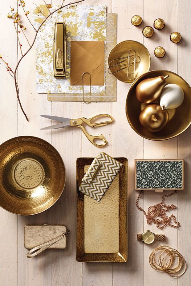 n2dinteriors's tweet image. Brass decor is the perfect spring trend! Try it at or spruce up your office space #moodboardmonday #springtrend #interiordesign #interiors