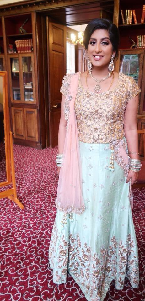 Pictures of Sharu The Beautiful Bride from Saturdays Wedding Reception courtesy of @jumanimua #weddinginspo #tamilbride #hindubride #receptionlook #bridesbyjumani #Staffordshire #Shropshire #westmidlands
