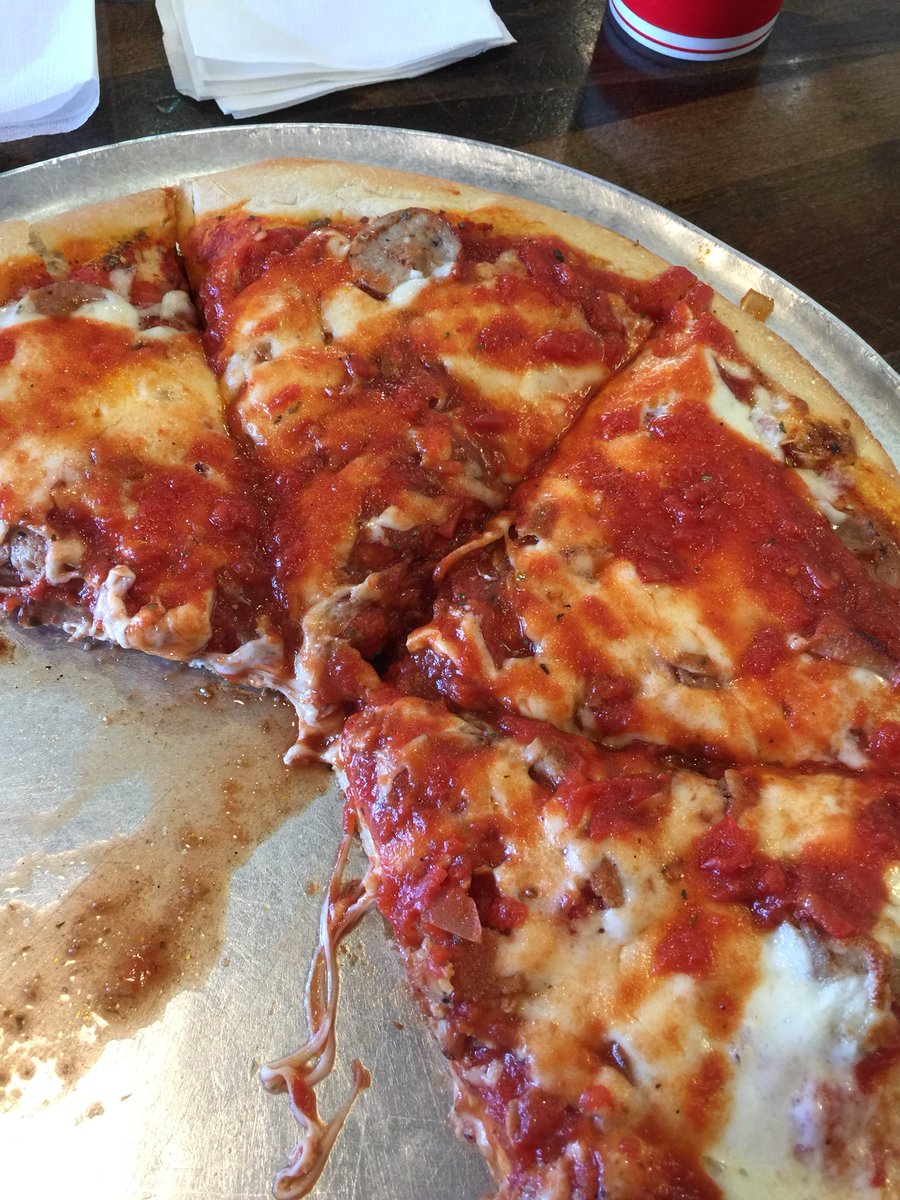 parguy1969's tweet photo. Trying a new style @JohnnysPizzaNC  #chicagostyle. https://t.co/9hTAdOLtWT