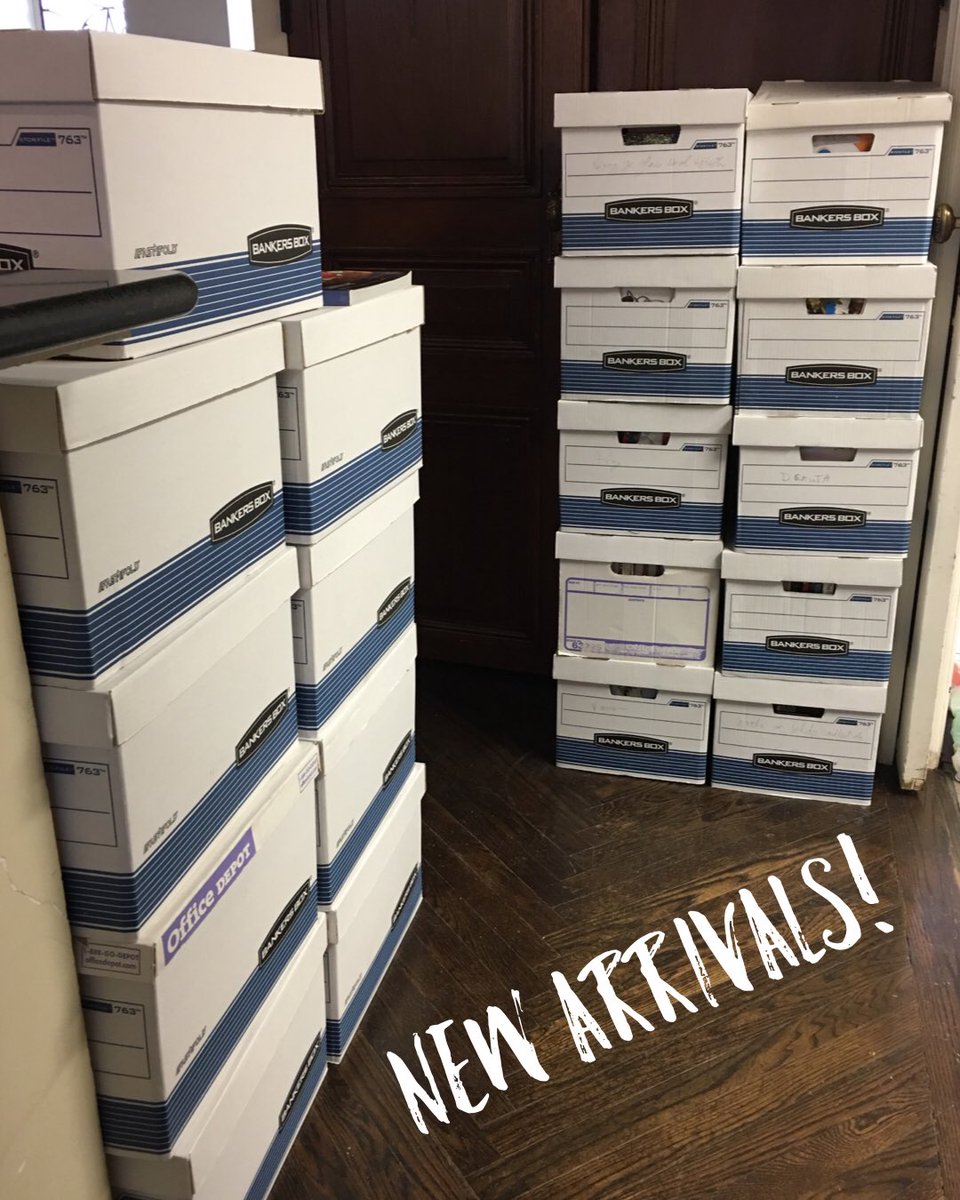 Larder_Cupboard's tweet photo. More than 300 #cookbooks, some of them autographed, were donated this week! A huge thank you to our generous donors. 100% of all proceeds go to @slowfoodstl π.
Stop in and find the perfect #cookbook... and do good! πππ
#Fundraiser #SlowFoodSTL #CookbookSale https://t.co/TJvUN5PfLF