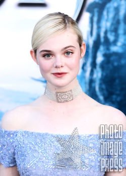 Happy Birthday Wishes to Elle Fanning!    