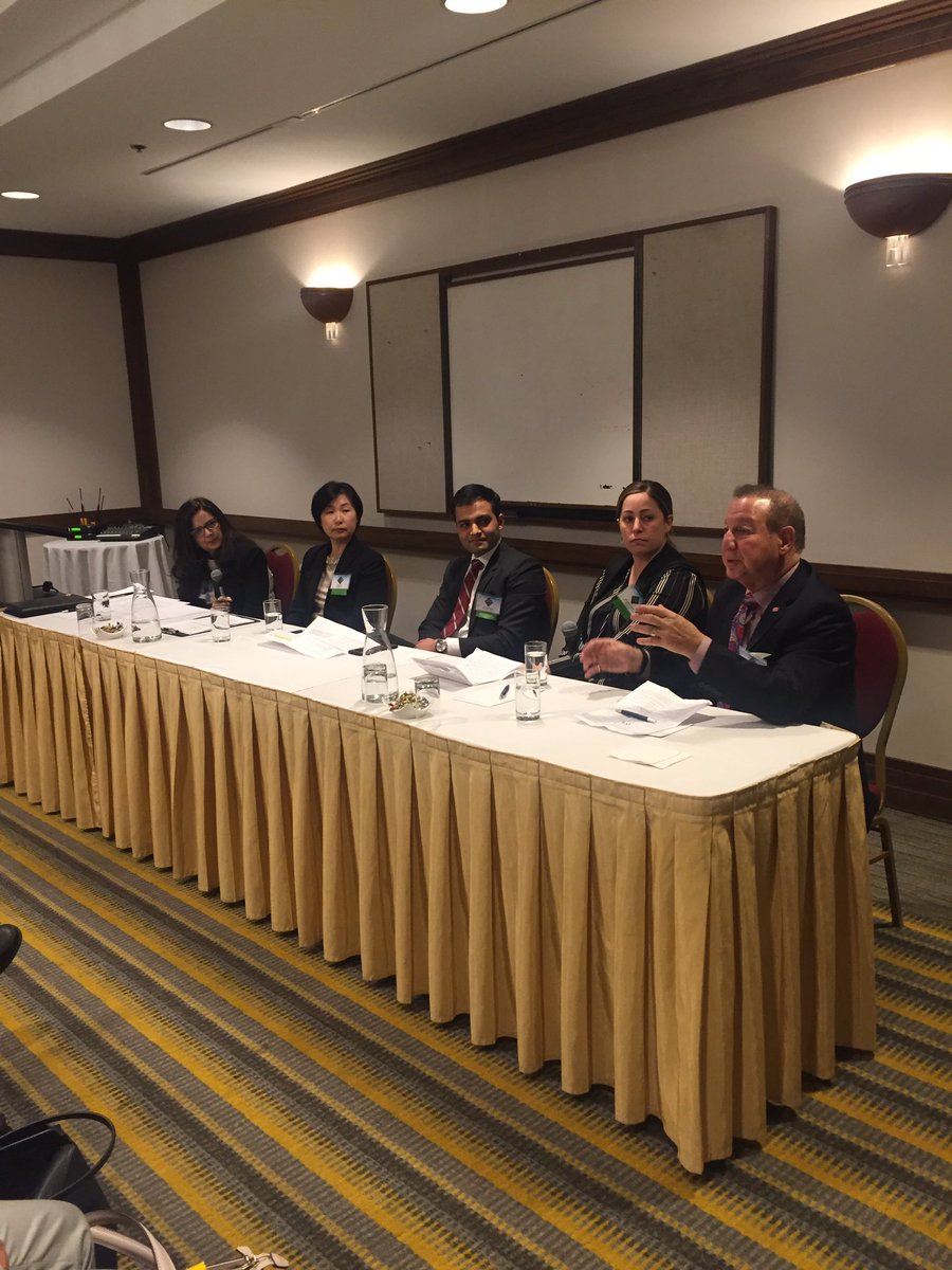 Hoteliermag's tweet photo. Our second breakout session is Recruitment &amp; HR Challenges with Steve Renard (Renard International), Shalin Parikh and Sara Park (Chelsea Hotel) and Meaghan Joyce (One King West Hotel) #HKForum2018 https://t.co/zEyXX9cPwh