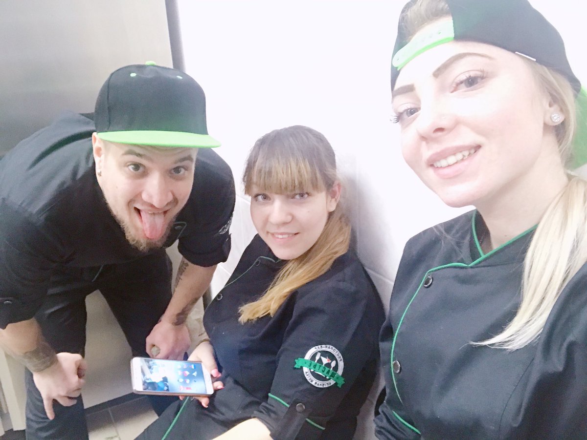 _Sergeeva_Inna's tweet photo. Happy restaurant ☘️ https://t.co/TZzjLHQKkc