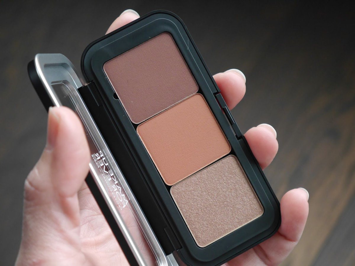Se7eNRamieL's tweet photo. THE MAKEUP EDITION: @MAKEUPFOREVERCa ARTIST COLOUR SHADOWS https://t.co/oFMTvpoc6f #mycolormix #artistcolorshadow #bbloggers #bbloggersCA #beautyblog #BeautyBlogger #beauty #makeup #makeupforever https://t.co/gzyrNHeYSB