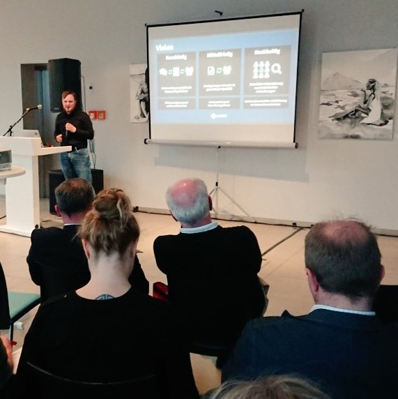 smartsystemshub's tweet image. Das #startup @polylithIT vorgestellt durch Philipp Dienst @dehubinitiative #SmartSystemsHub #smartHealth #meetup at #SAPdd