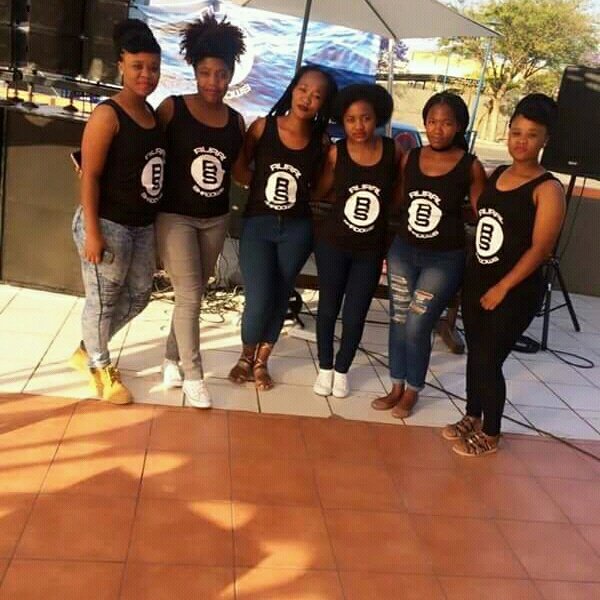 ke_Neotjie's tweet photo. #NewProfilePic #RuralShadows https://t.co/KdUsVJeIR7